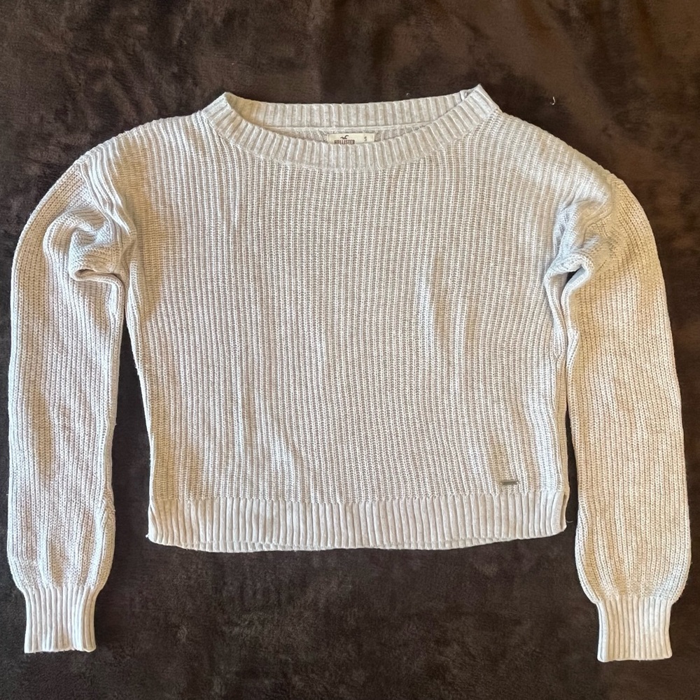 Hollister Light Gray Women's Crew Neck Sweater